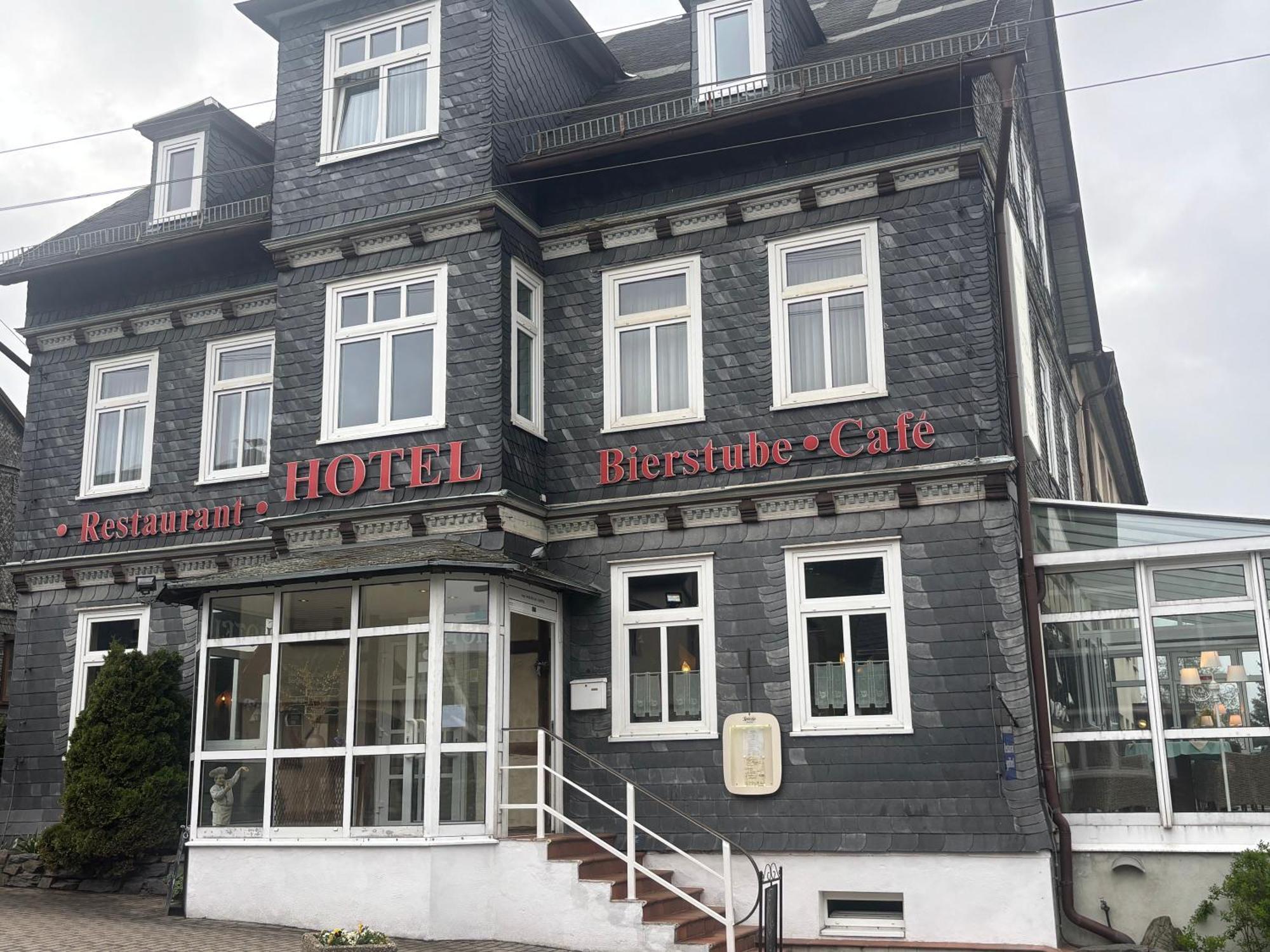 Hotel Burghof Oberweißbach Exterior foto